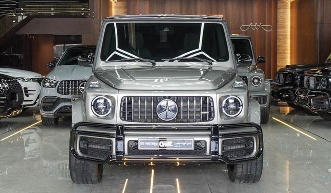Подержанный Mercedes-Benz G-Class AMG 63 AMG II (W463), 4.0 л, 2020 в Дубае от Najem Motors Серый цвет. Европейская | AUTO.AE