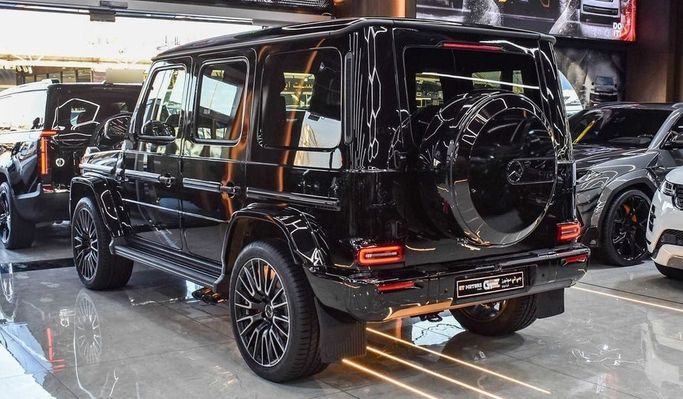 Новый Mercedes-Benz G-Class AMG 63 AMG II (W465) Рестайлинг, 4.0 л, 2025 в Дубае от Najem Motors Черный цвет. Европейская | AUTO.AE