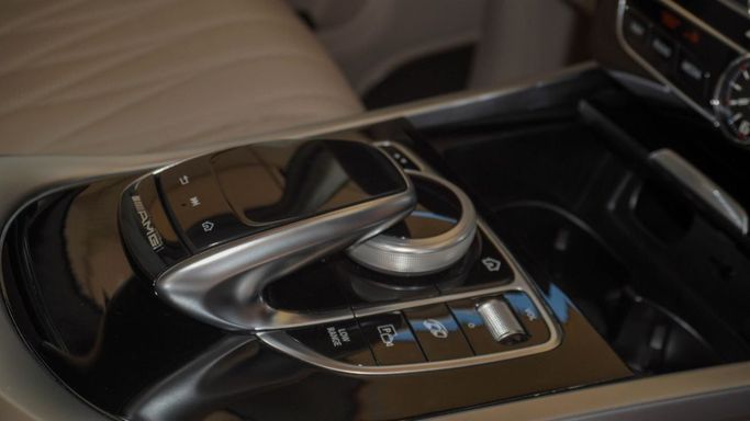 Подержанный Mercedes-Benz G-Class AMG 63 AMG II (W463), 4.0 л, 2020 в Дубае от Ibitisam Motors Серый цвет.  | AUTO.AE