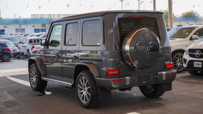 Подержанный Mercedes-Benz G-Class AMG 63 AMG II (W463), 4.0 л, 2020 в Дубае от Ibitisam Motors Серый цвет.  | AUTO.AE