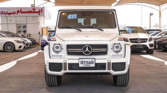Подержанный Mercedes-Benz G-Class AMG 63 AMG I (W463) Рестайлинг 3, 5.5 л, 2016 в Дубае от Ibitisam Motors Белый цвет.  | AUTO.AE
