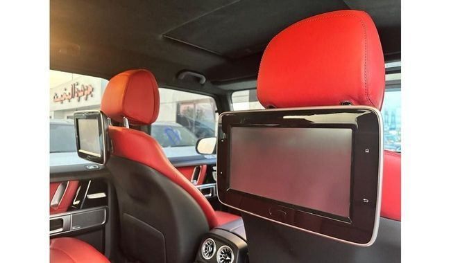 Подержанный Mercedes-Benz G-Class AMG 63 AMG II (W463), 4.0 л, 2023 в Дубае от Falcons GT Motors FZCO Серебристый цвет. Европейская | AUTO.AE