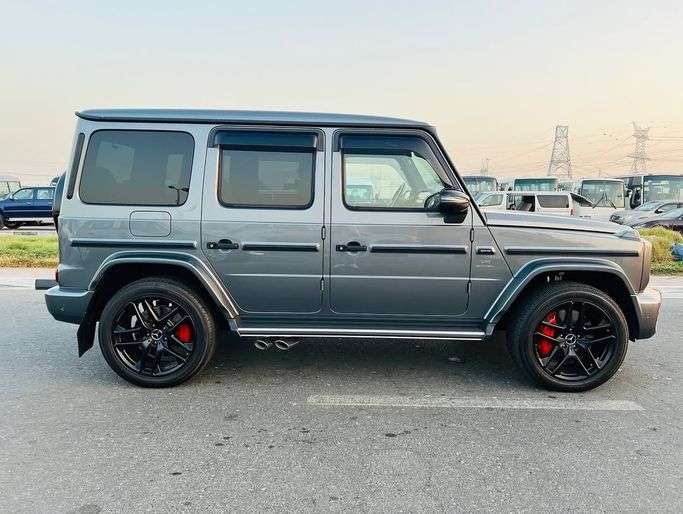 Used Mercedes-Benz G-Class AMG 63 AMG II (W465) Facelift, 4.0 l, 2024 in Dubai by Lakhani Motors, Grey color. Japanese Specs | AUTO.AE
