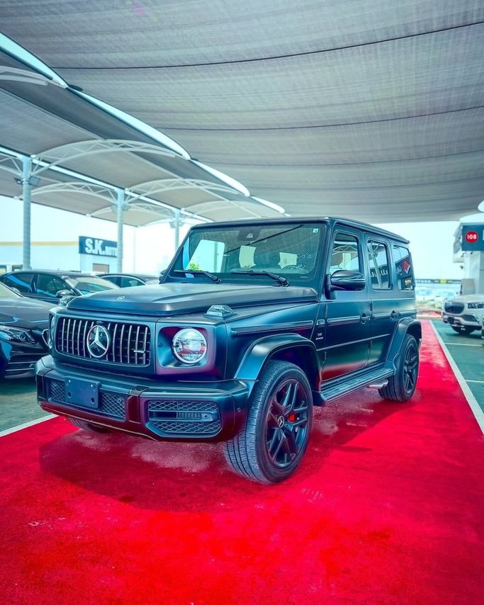 Подержанный Mercedes-Benz G-Class AMG 63 AMG II (W465) Рестайлинг, 4.0 л, 2024 в Дубае от Lakhani Motors Черный цвет. Японская | AUTO.AE