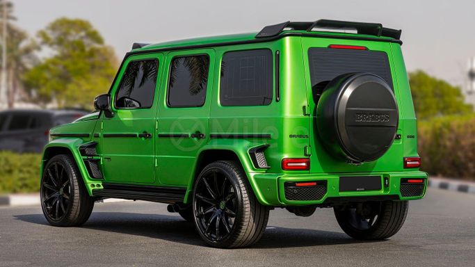 Новый Mercedes-Benz G-Class AMG Brabus 800 II (W463), 4.0 л, 2019 в Дубае от Milele Зеленый цвет. Other | AUTO.AE