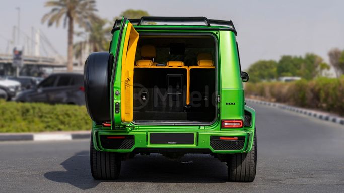 Новый Mercedes-Benz G-Class AMG Brabus 800 II (W463), 4.0 л, 2019 в Дубае от Milele Зеленый цвет. Other | AUTO.AE