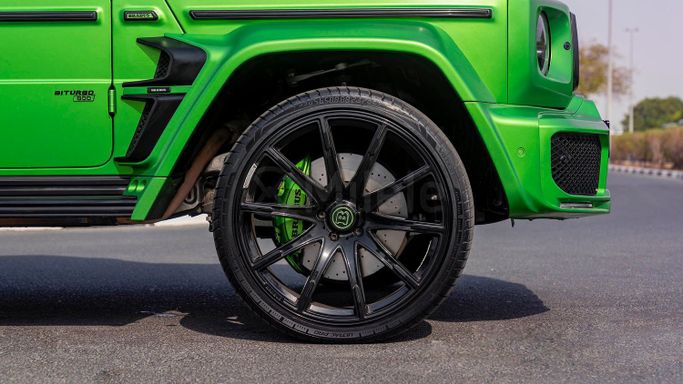 Новый Mercedes-Benz G-Class AMG Brabus 800 II (W463), 4.0 л, 2019 в Дубае от Milele Зеленый цвет. Other | AUTO.AE