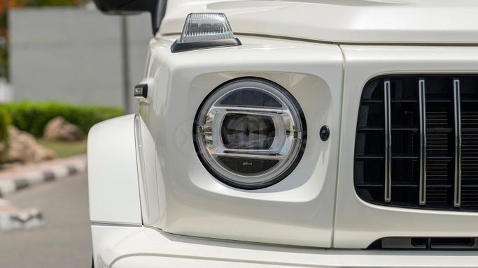 Used Mercedes-Benz G-Class AMG 63 AMG II (W463), 4.0 l, 2020 in Dubai by Milele, White color. Other | AUTO.AE