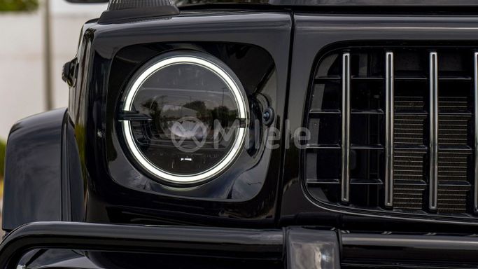 Подержанный Mercedes-Benz G-Class AMG 63 AMG II (W463), 4.0 л, 2021 в Дубае от Milele Черный цвет. Other | AUTO.AE