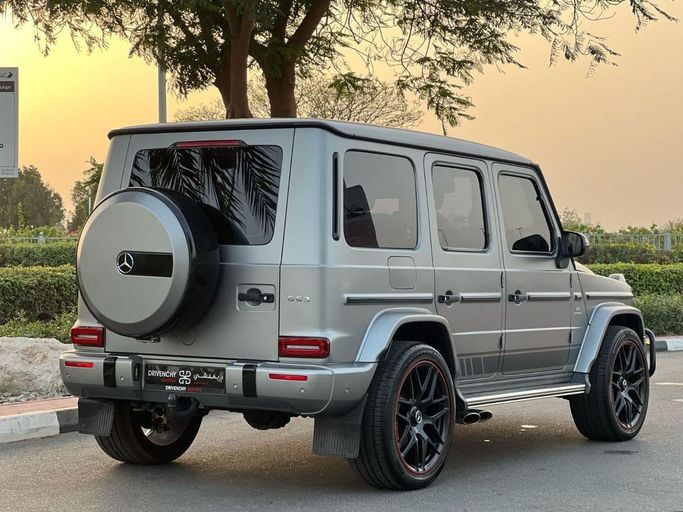 Подержанный Mercedes-Benz G-Class AMG 63 AMG II (W463), 4.0 л, 2019 в Дубае от Drivenchy Motors Серебристый цвет. Европейская | AUTO.AE