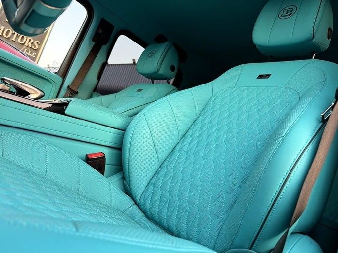 Подержанный Mercedes-Benz G-Class AMG 63 AMG II (W463), 4.0 л, 2023 в Дубае от Shamil Motors Серый цвет.  | AUTO.AE