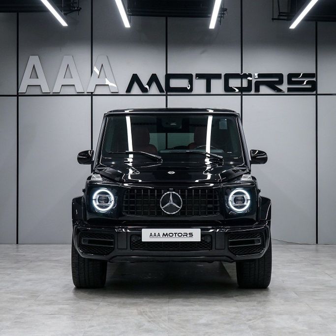 Подержанный Mercedes-Benz G-Class AMG 63 AMG II (W463), 4.0 л, 2023 в Дубае от AAA Motors Черный цвет. Европейская | AUTO.AE
