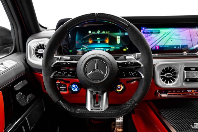 جديدة Mercedes-Benz G-Class AMG 63 AMG عملية شد الوجه II (W465), 4.0 l, 2025 في في دبي من PUPIL OF FATE MOTORS، اللون أبيض. مواصفات الخليج | AUTO.AE