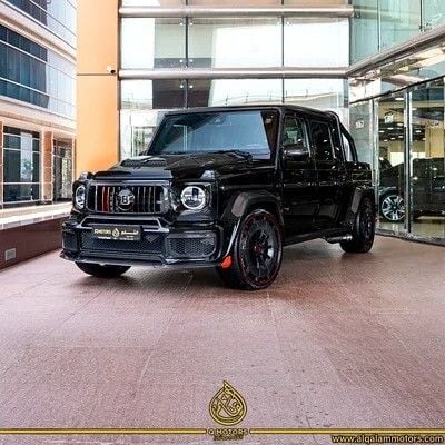 Подержанный Mercedes-Benz G-Class AMG Brabus 900 II (W463), 6.3 л, 2023 в Дубае от Q Motors Черный цвет. Европейская | AUTO.AE