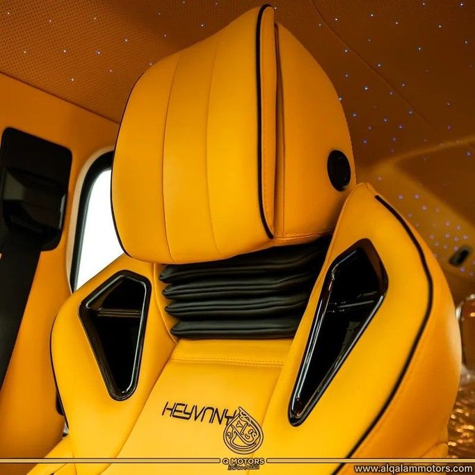 Подержанный Mercedes-Benz G-Class AMG 63 AMG II (W463), 4.0 л, 2023 в Дубае от Q Motors Черный цвет. Европейская | AUTO.AE