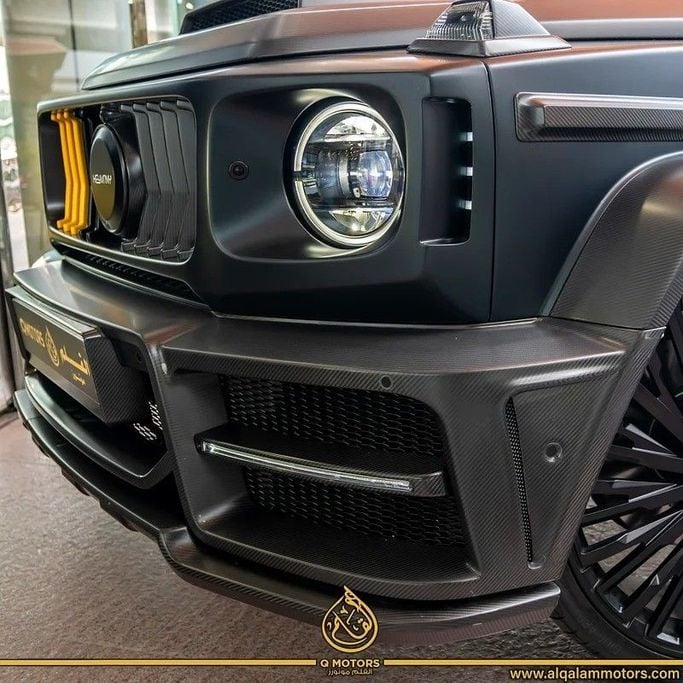 Подержанный Mercedes-Benz G-Class AMG 63 AMG II (W463), 4.0 л, 2023 в Дубае от Q Motors Черный цвет. Европейская | AUTO.AE