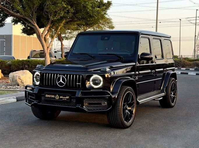 Подержанный Mercedes-Benz G-Class AMG 63 AMG II (W463), 4.0 л, 2019 в Дубае от Q Motors Черный цвет. GCC | AUTO.AE