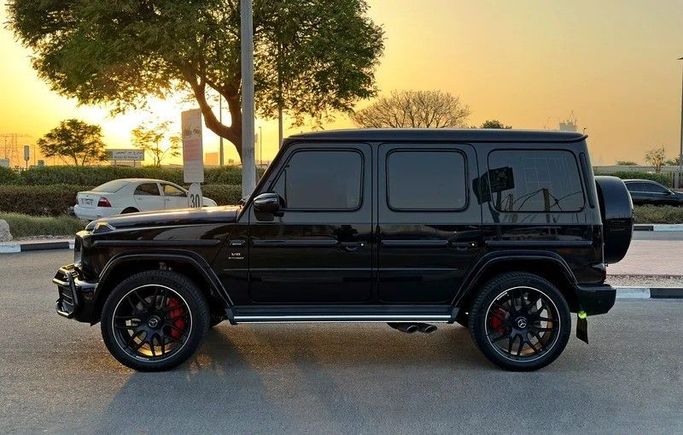Подержанный Mercedes-Benz G-Class AMG 63 AMG II (W463), 4.0 л, 2019 в Дубае от Q Motors Черный цвет. GCC | AUTO.AE