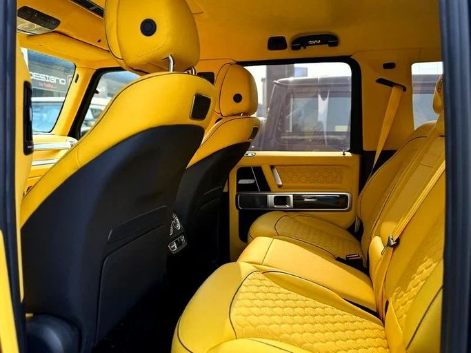 Used Mercedes-Benz G-Class AMG Brabus 800 II (W463), 4.0 l, 2023 in Dubai by Auto Bank Motors, Black color. Japanese Specs | AUTO.AE