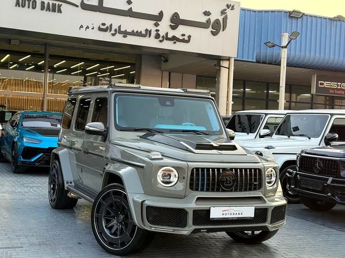 Подержанный Mercedes-Benz G-Class AMG Brabus 800 II (W463), 4.0 л, 2020 в Дубае от Auto Bank Motors Серый цвет. GCC | AUTO.AE
