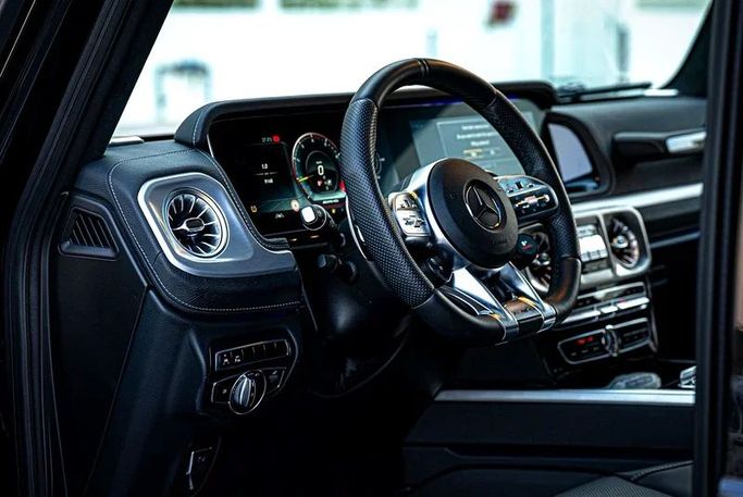 Подержанный Mercedes-Benz G-Class AMG 63 AMG II (W463), 4.0 л, 2024 в Дубае от MBA Motors Черный цвет. Европейская | AUTO.AE