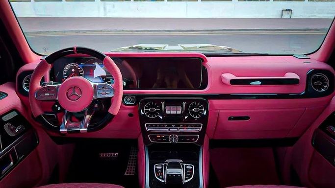 Подержанный Mercedes-Benz G-Class AMG 63 AMG II (W463), 4.0 л, 2021 в Дубае от MBA Motors Черный цвет. GCC | AUTO.AE