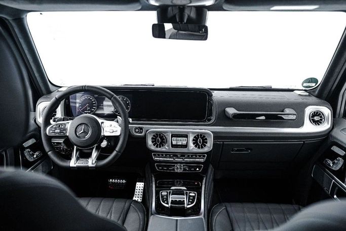 Подержанный Mercedes-Benz G-Class AMG 63 AMG II (W465) Рестайлинг, 4.0 л, 2024 в Дубае от LMG Motors Серебристый цвет. Европейская | AUTO.AE