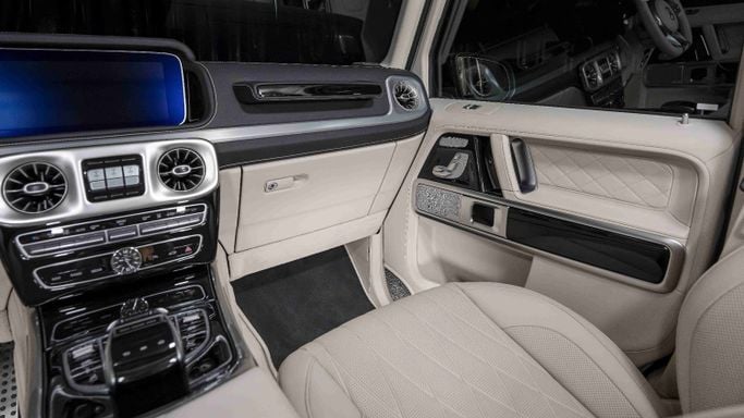 Новый Mercedes-Benz G-Class AMG 63 AMG II (W463), 4.0 л, 2024 в Дубае от Dourado Luxury Car Синий цвет. Европейская | AUTO.AE