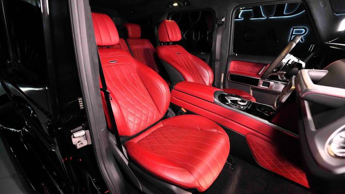Used Mercedes-Benz G-Class AMG 63 AMG II (W463), 4.0 l, 2021 in Dubai by Dourado Luxury Car, Black color. European Specs | AUTO.AE