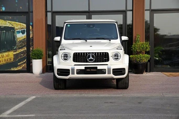 Used Mercedes-Benz G-Class AMG 63 AMG II (W463), 4.0 l, 2020 in Dubai by 8 Ba Motors, White color. Japanese Specs | AUTO.AE