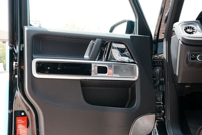 New Mercedes-Benz G-Class AMG 63 AMG II (W465) Facelift, 4.0 l, 2025 in Dubai by 8 Ba Motors, Black color. Korean Specs | AUTO.AE