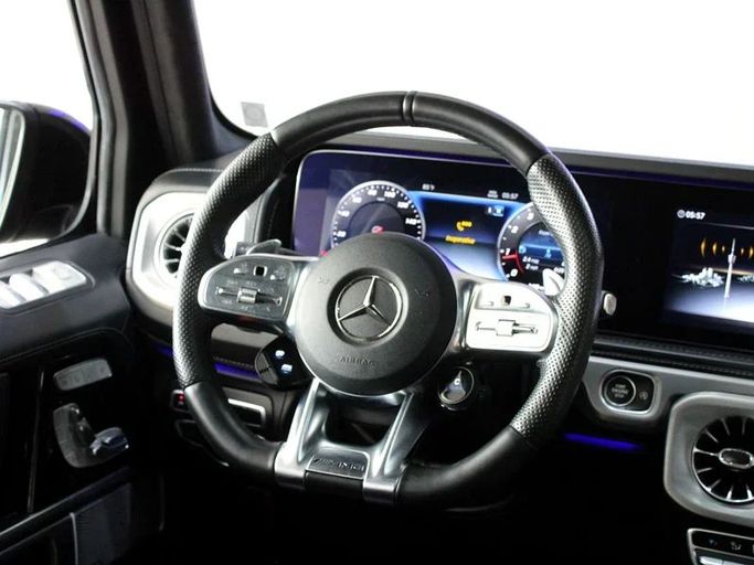 Подержанный Mercedes-Benz G-Class AMG 63 AMG II (W463), 4.0 л, 2021 в Дубае от Hot Wheel Used Motors Черный цвет. Other | AUTO.AE