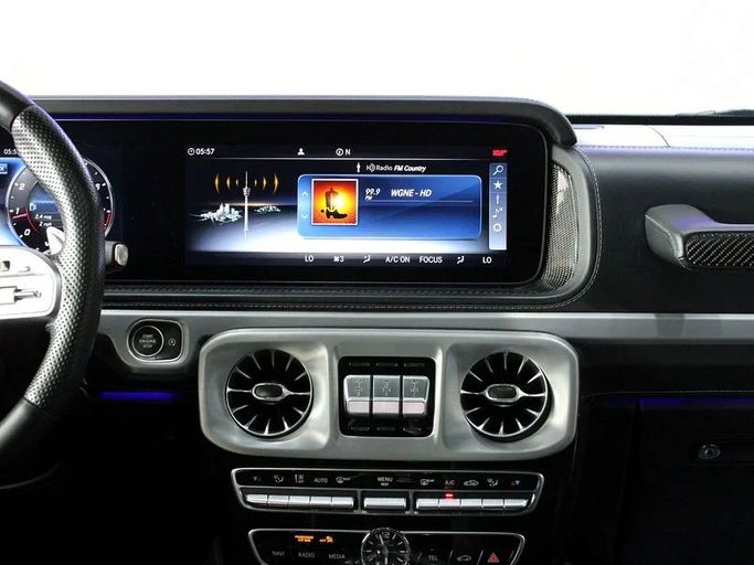 Подержанный Mercedes-Benz G-Class AMG 63 AMG II (W463), 4.0 л, 2021 в Дубае от Hot Wheel Used Motors Черный цвет. Other | AUTO.AE