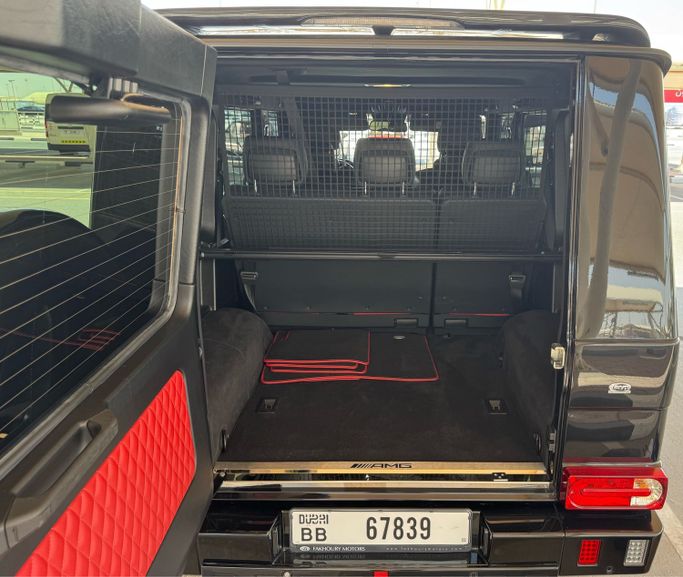 Used Mercedes-Benz G-Class AMG Brabus 700 I (W463) Facelift 3, 5.5 l, 2016 in Dubai, Black color. European Specs | AUTO.AE