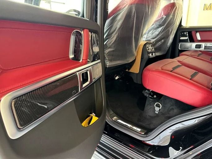 Новый Mercedes-Benz G-Class AMG 63 AMG II (W465) Рестайлинг, 4.0 л, 2025 в Дубае от Carbon Edition Motors Черный цвет. Other | AUTO.AE