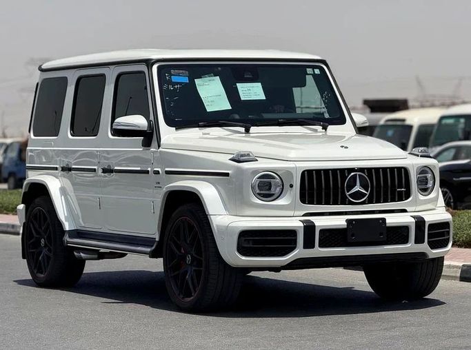 Подержанный Mercedes-Benz G-Class AMG 63 AMG II (W463), 4.0 л, 2021 в Дубае от Mirza Automobile FZE Белый цвет. Японская | AUTO.AE