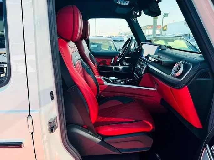 Used Mercedes-Benz G-Class AMG 63 AMG II (W463), 4.0 l, 2020 in Dubai by Mirza Automobile FZE, White color. Japanese Specs | AUTO.AE