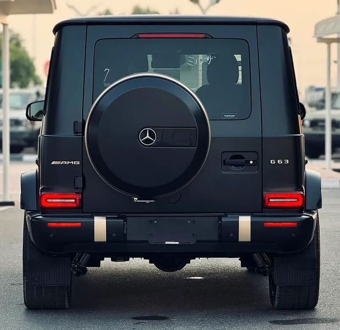 Подержанный Mercedes-Benz G-Class AMG 63 AMG II (W465) Рестайлинг, 4.0 л, 2024 в Дубае от Mirza Automobile FZE Черный цвет. Японская | AUTO.AE