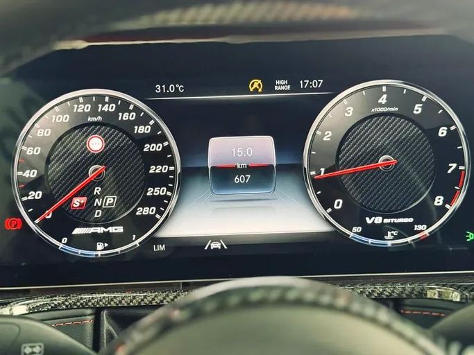 Подержанный Mercedes-Benz G-Class AMG 63 AMG II (W465) Рестайлинг, 4.0 л, 2024 в Дубае от Mirza Automobile FZE Черный цвет. Японская | AUTO.AE