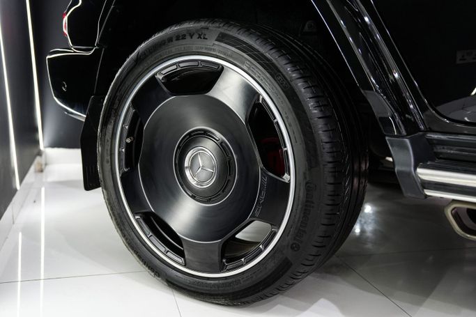 Подержанный Mercedes-Benz G-Class AMG 63 AMG II (W463), 4.0 л, 2022 в Дубае от Sanam Cars Черный цвет. GCC | AUTO.AE