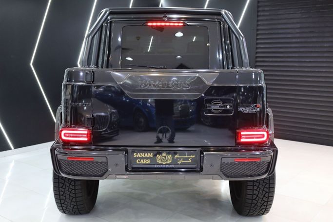 Used Mercedes-Benz G-Class AMG 800 XLP II (W463), 4 l, 2021 in Dubai by Sanam Cars, Black color. GCC Specs | AUTO.AE