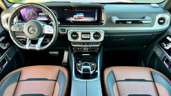 Подержанный Mercedes-Benz G-Class AMG 63 AMG II (W463), 4.0 л, 2019 в Дубае от Best Car Зеленый цвет. Японская | AUTO.AE