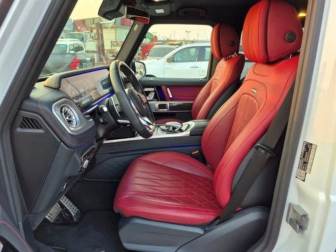 Подержанный Mercedes-Benz G-Class AMG 63 AMG II (W463), 4.0 л, 2022 в Дубае от Best Car Белый цвет. Японская | AUTO.AE