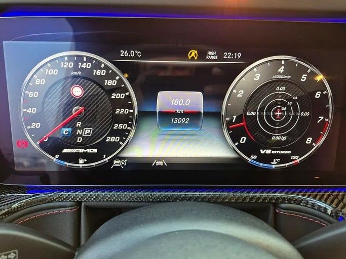 Подержанный Mercedes-Benz G-Class AMG 63 AMG II (W463), 4.0 л, 2022 в Дубае от Best Car Белый цвет. Японская | AUTO.AE