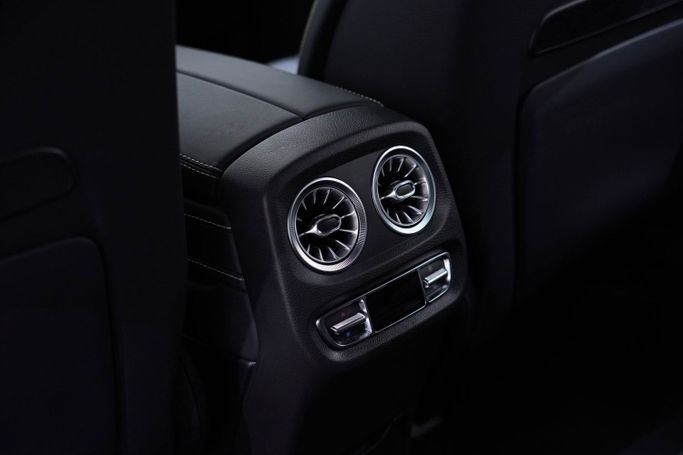 Новый Mercedes-Benz G-Class AMG 63 AMG II (W465) Рестайлинг, 4.0 л, 2024 в Дубае от Oscar Motors Черный цвет.  | AUTO.AE