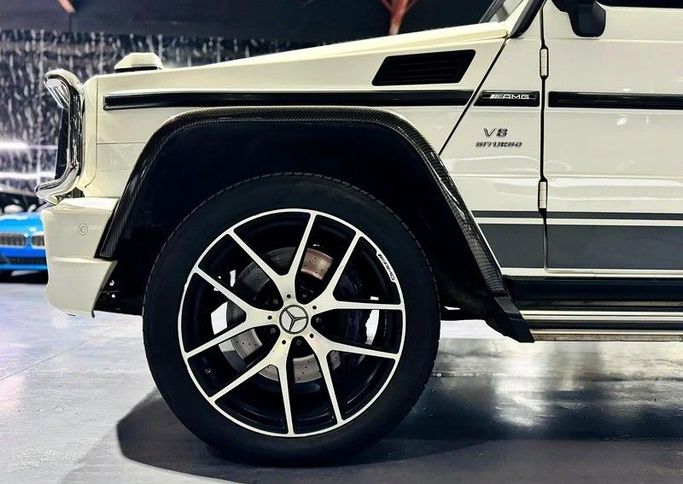 Подержанный Mercedes-Benz G-Class AMG 63 AMG I (W463) Рестайлинг 3, 5.5 л, 2018 в Дубае от Zeus Motors Белый цвет. GCC | AUTO.AE