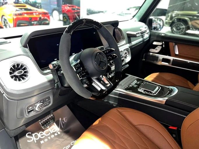 Used Mercedes-Benz G-Class AMG 63 AMG II (W465) Facelift, 4.0 l, 2025 in Dubai by Special Art Motors, Green color. European Specs | AUTO.AE