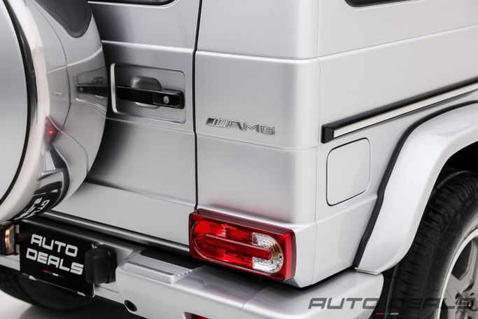 Подержанный Mercedes-Benz G-Class AMG 55 AMG I (W463), 5.4 л, 2005 в Дубае от AUTO DEALS Серебристый цвет. Японская | AUTO.AE