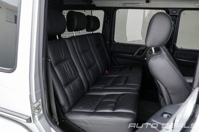 Подержанный Mercedes-Benz G-Class AMG 55 AMG I (W463), 5.4 л, 2005 в Дубае от AUTO DEALS Серебристый цвет. Японская | AUTO.AE