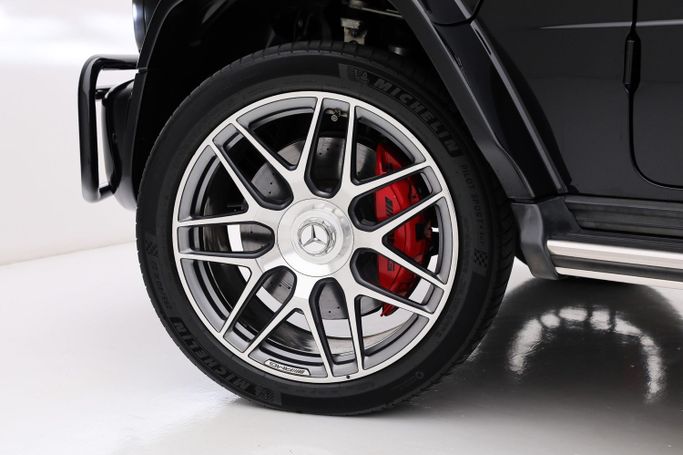 Подержанный Mercedes-Benz G-Class AMG 63 AMG II (W463), 4.0 л, 2021 в Дубае от AUTO DEALS Черный цвет. GCC | AUTO.AE